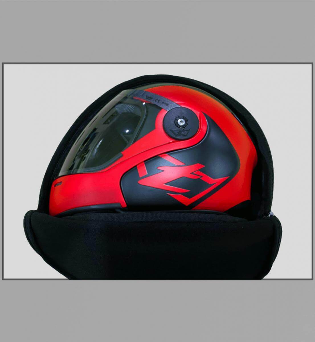 Tonfly TFX Helmet Bag - Standard carrying view